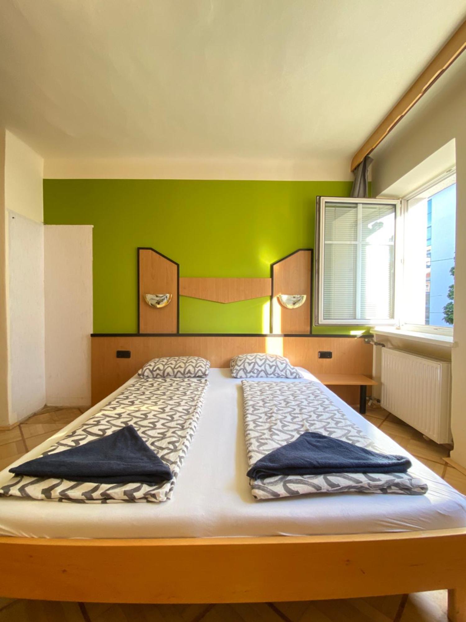 Affordable Central Rooms, 10-Min To Lugner City فيينا المظهر الخارجي الصورة