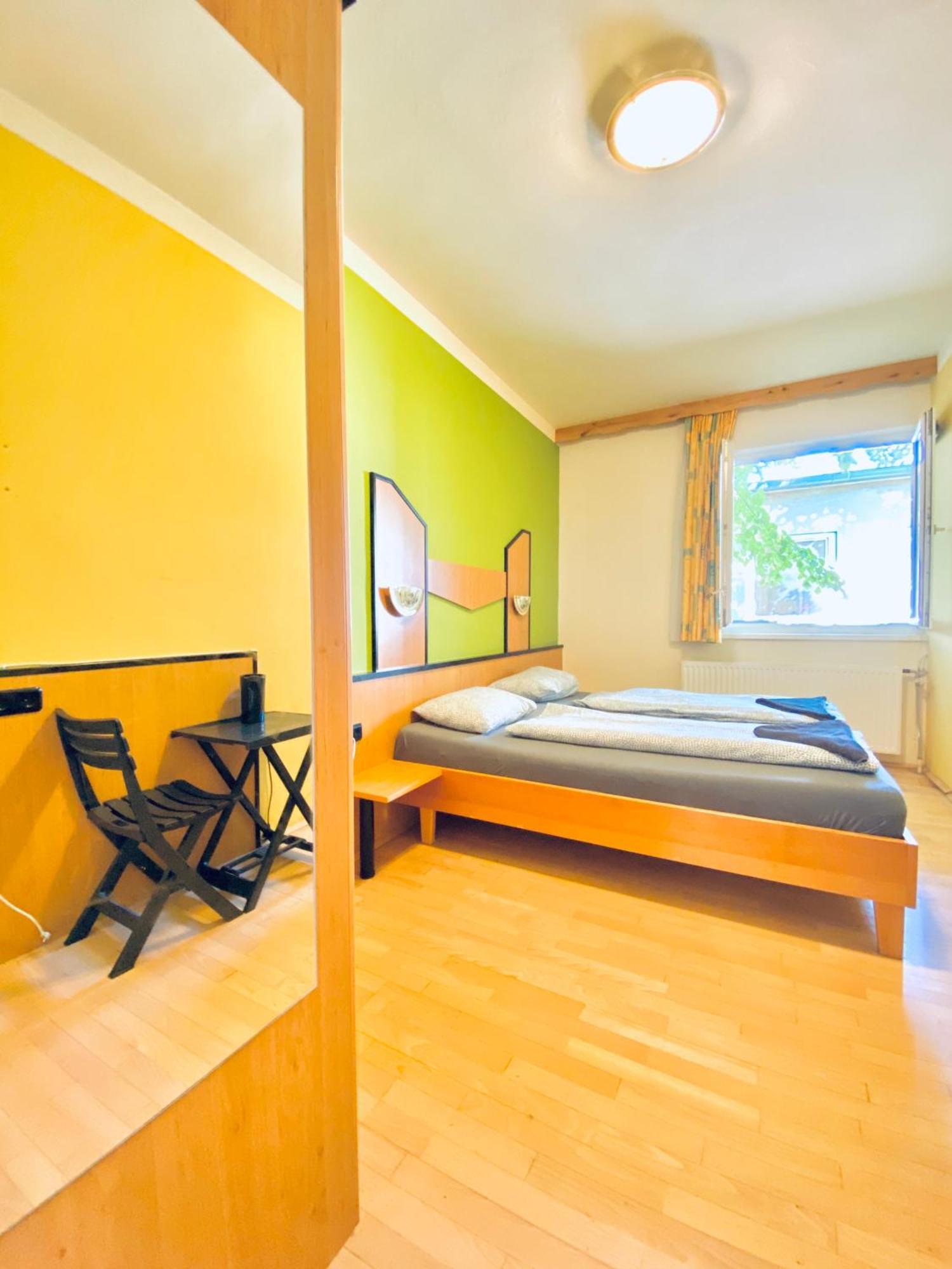 Affordable Central Rooms, 10-Min To Lugner City فيينا المظهر الخارجي الصورة